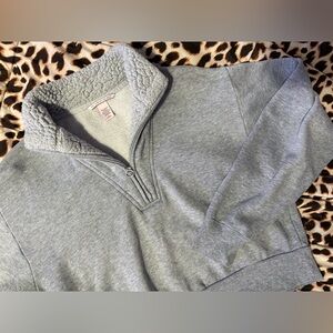 💕Victoria’s Secret Cropped Jacket💕